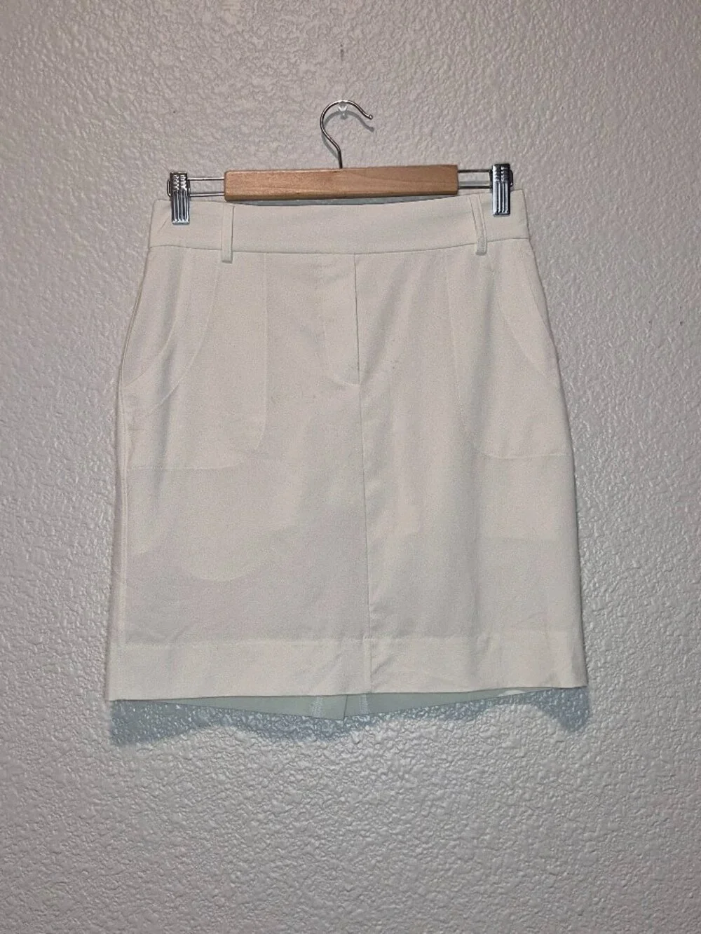 Belyn Key White Golf Skort Skirt Size: Small Pockets Athletic Athleisure